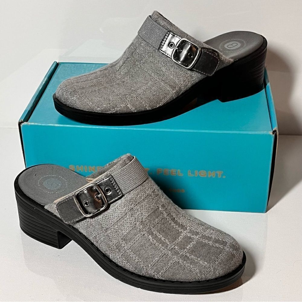 Bzees Open Book Washable Clog Size: 8.5W